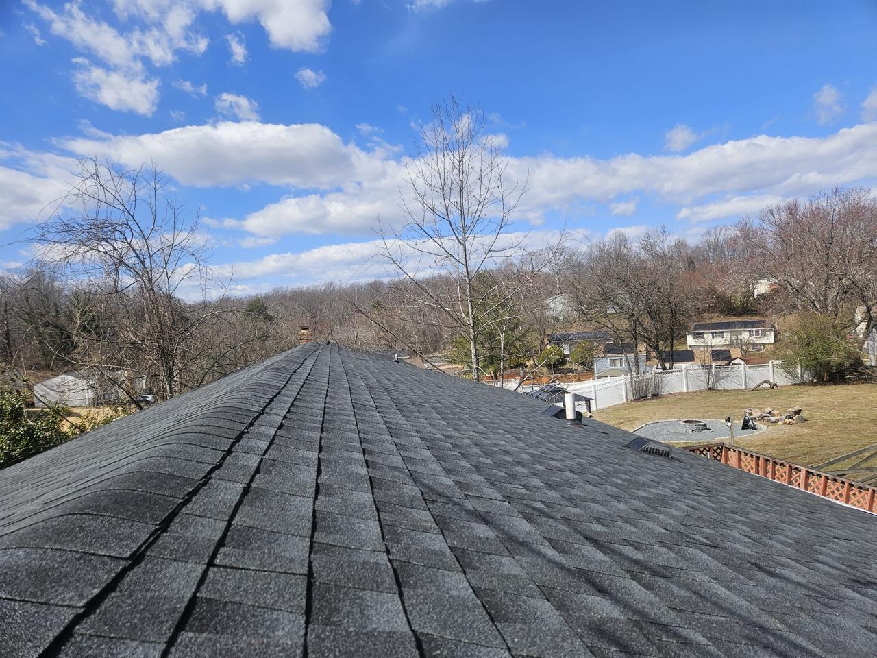 Reyes Roofing LLC